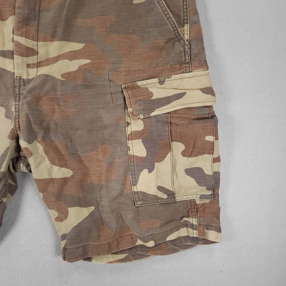 Levi's Camo Carrier Cargo Shorts Men's Size 40 Camouflage Military Style - Picture 8 of 12